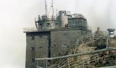 Tatry, schornisko na szczycie Łomnicy, około 2000 roku